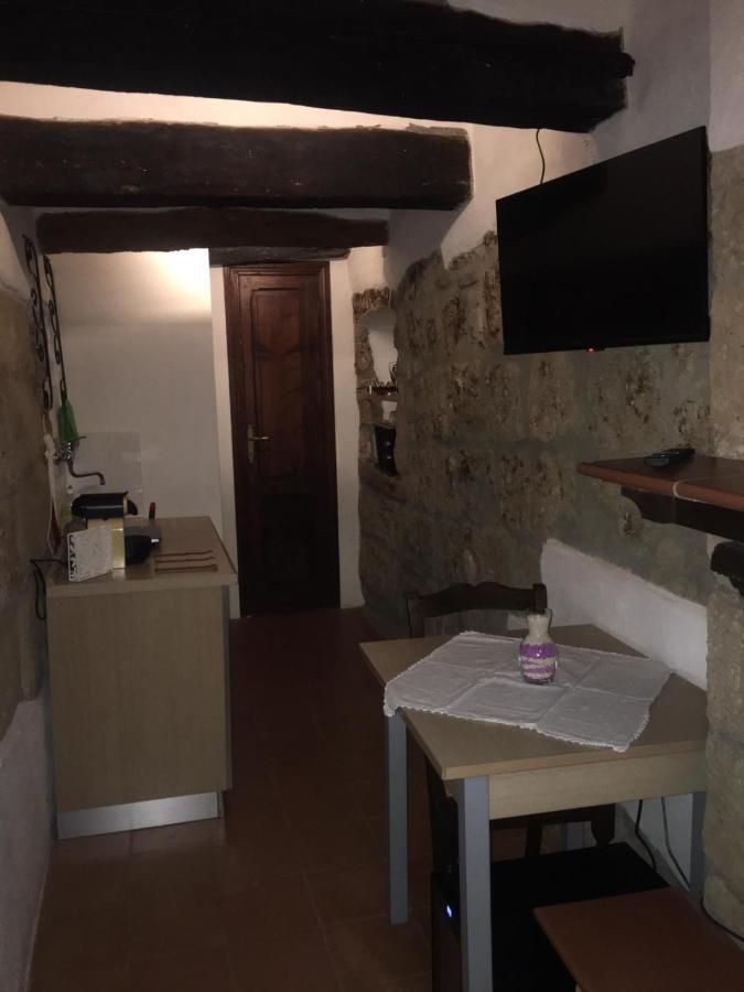 Il Nido Di Polly Lejlighed Pitigliano Eksteriør billede